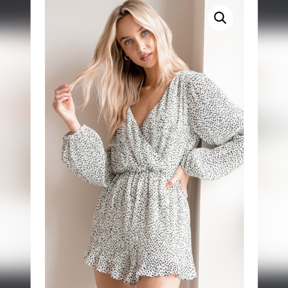 Lulu's Black and White Long Sleeve Dress